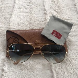 Ray Band Aviator sun glasses